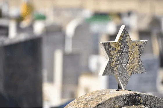 Comment se déroule un enterrement juif ?